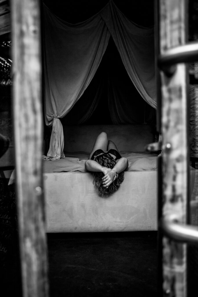 Boudoir fotograaf, sietske Ybema Bouma, Friesland, classy, intiemportret, sybofotografie, Wijnjewoude, Groningen, Drenthe