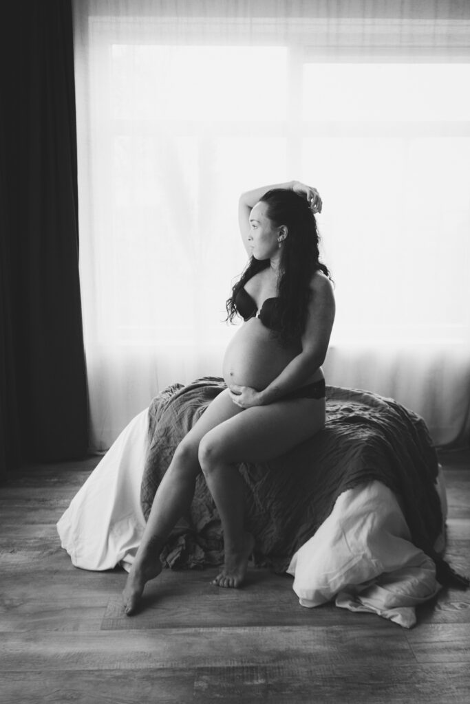 Boudoir fotograaf, sietske Ybema Bouma, Friesland, classy, intiemportret, sybofotografie, boudoirshoot, boudoir sessie, Wijnjewoude, Groningen, Drenthe, Friesland